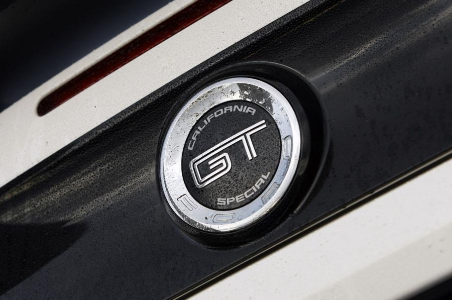  Ford Mustang GT 2013 года  (фото 53 из 58)